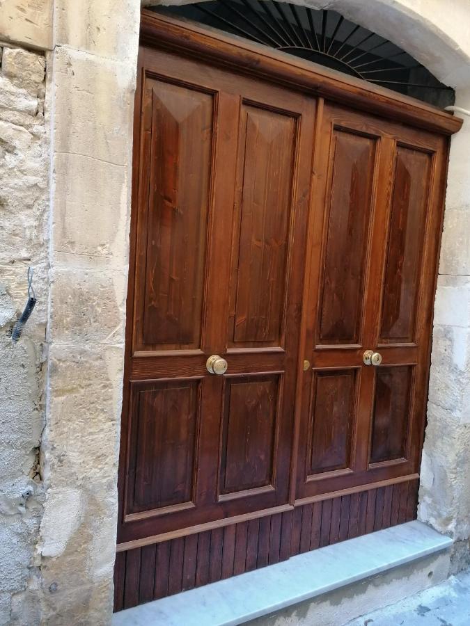 Il Cortiletto Di Via Minniti Syracuse Exterior foto